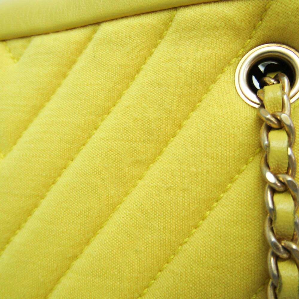 CHANEL Yellow Leather Shoulder Bag - Picture 11 of 16